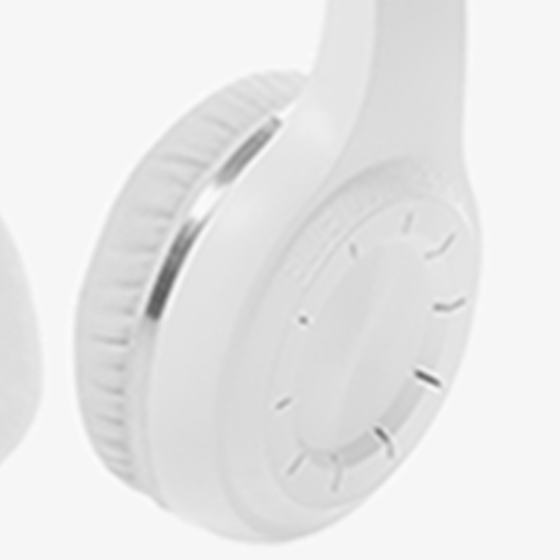 home8-headphones2-img3 d